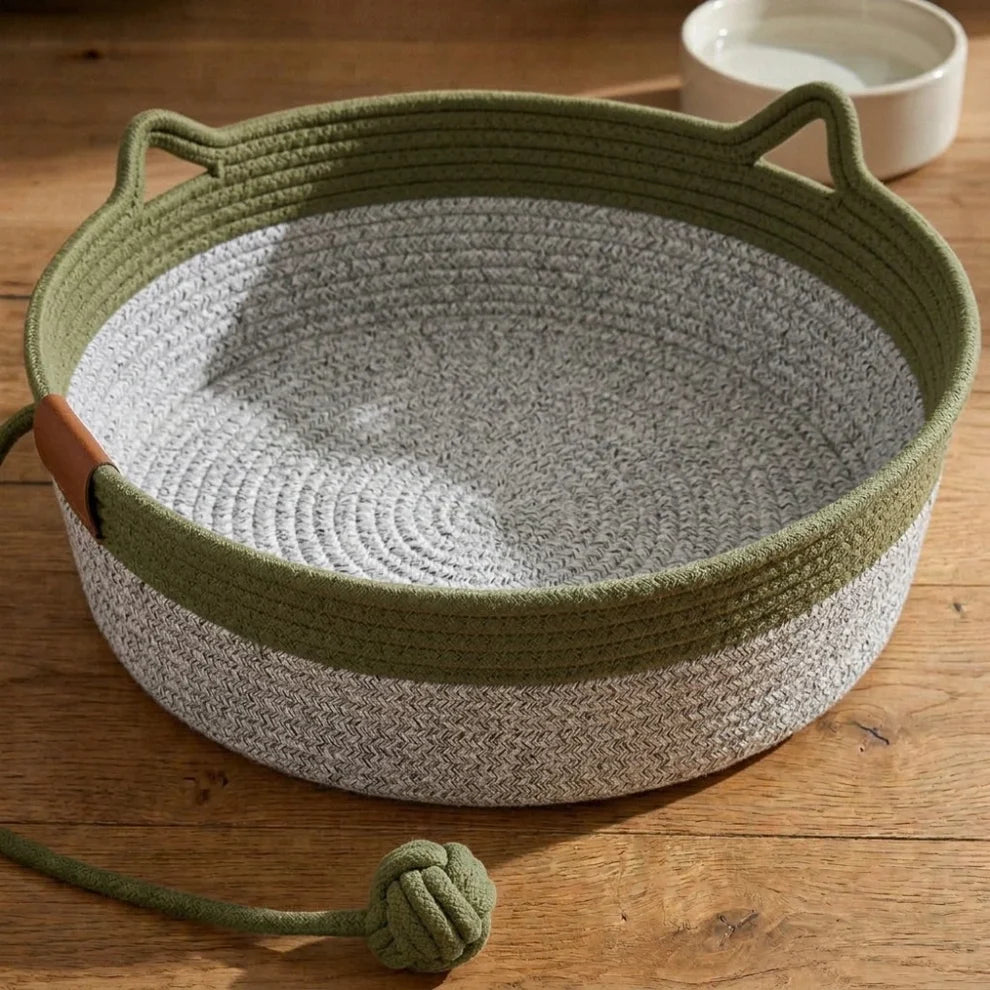 KattenNest™ – Natuurlijke Gevlochten Kattenmand